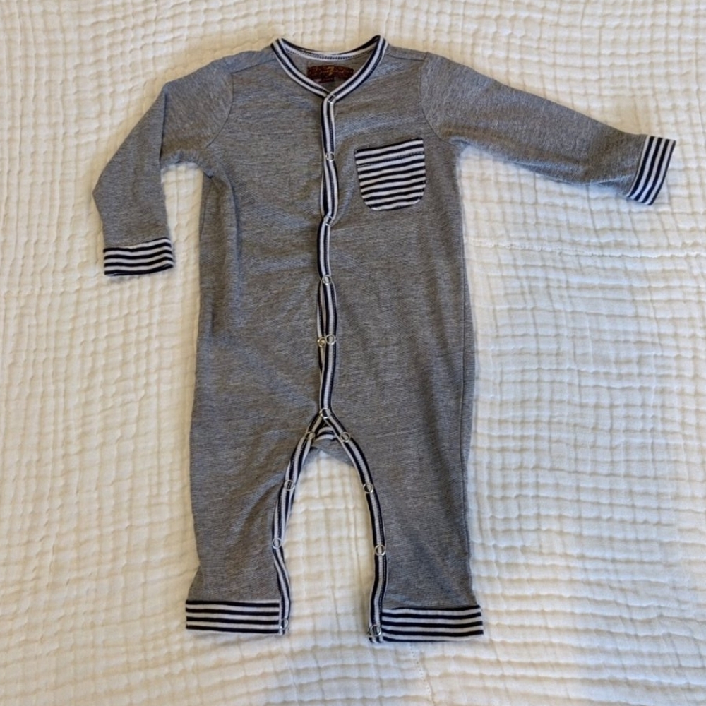 7 For All Mankind baby boys outfit
